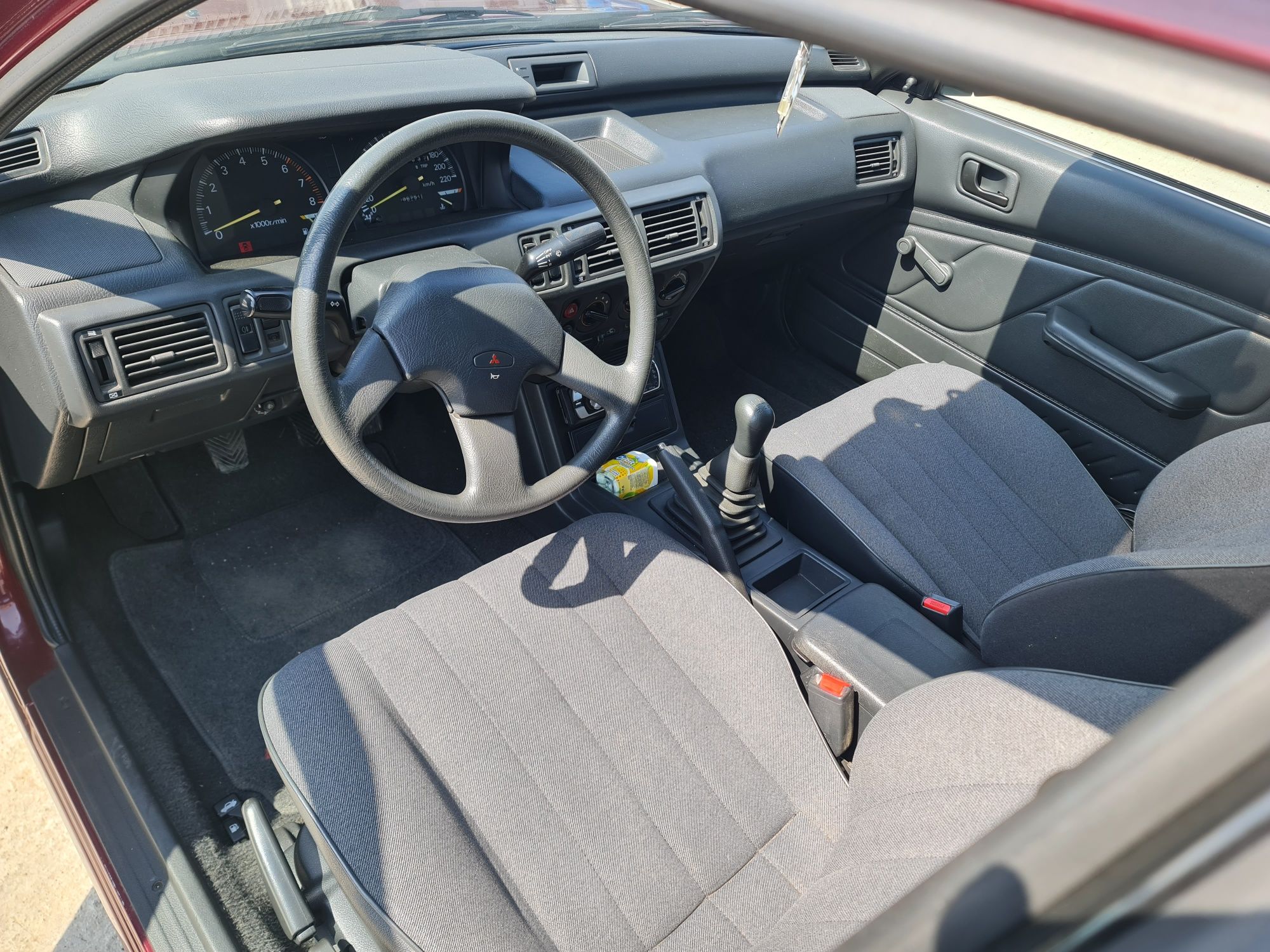 Vand mitsubishi galant 1.8