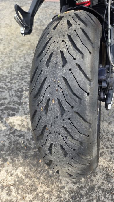 TRIUMPH street triple 675R