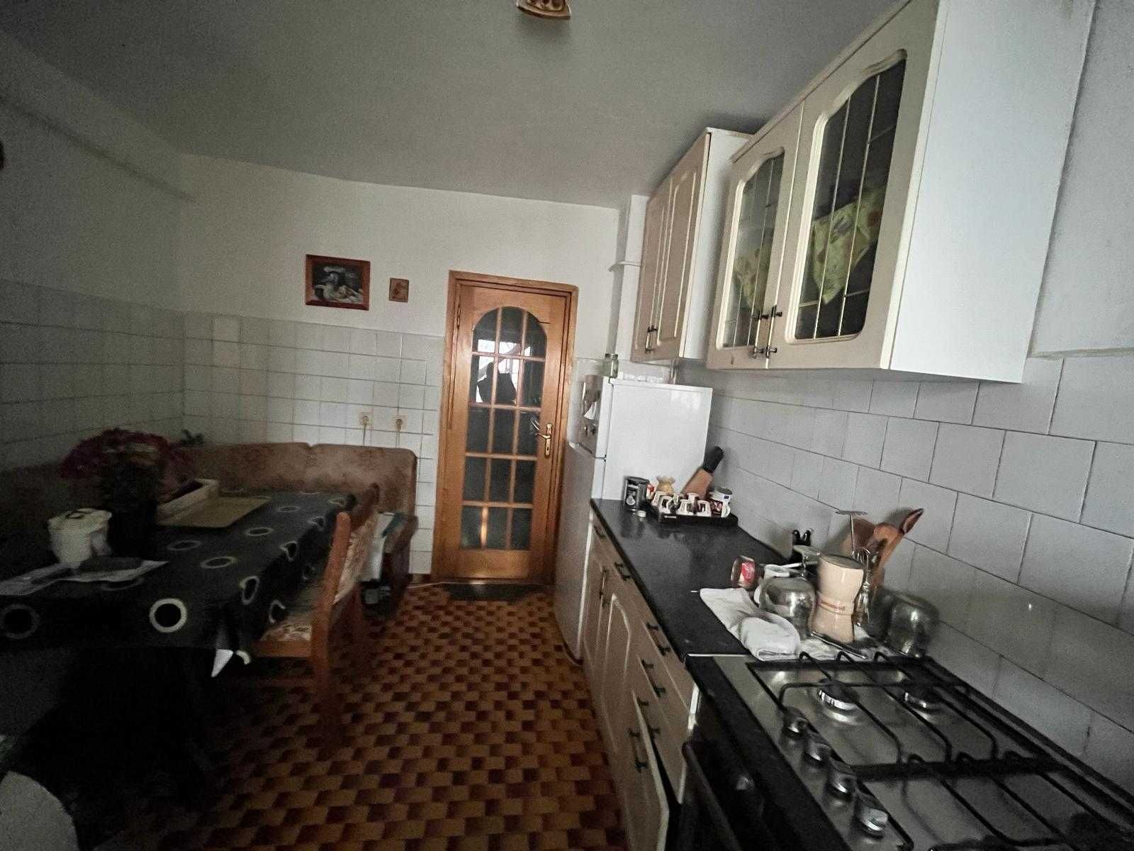 Persoana fizica, vand apartament in Podu Iloaiei