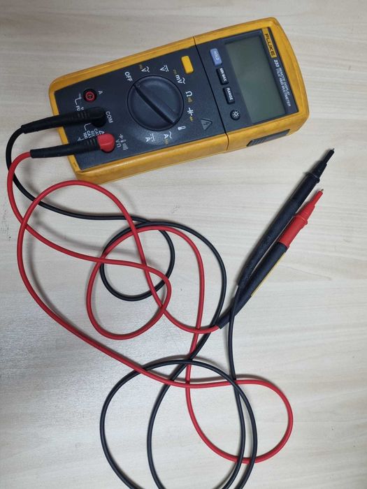 Vand multimetru Fluke 233 Remote Display Digital