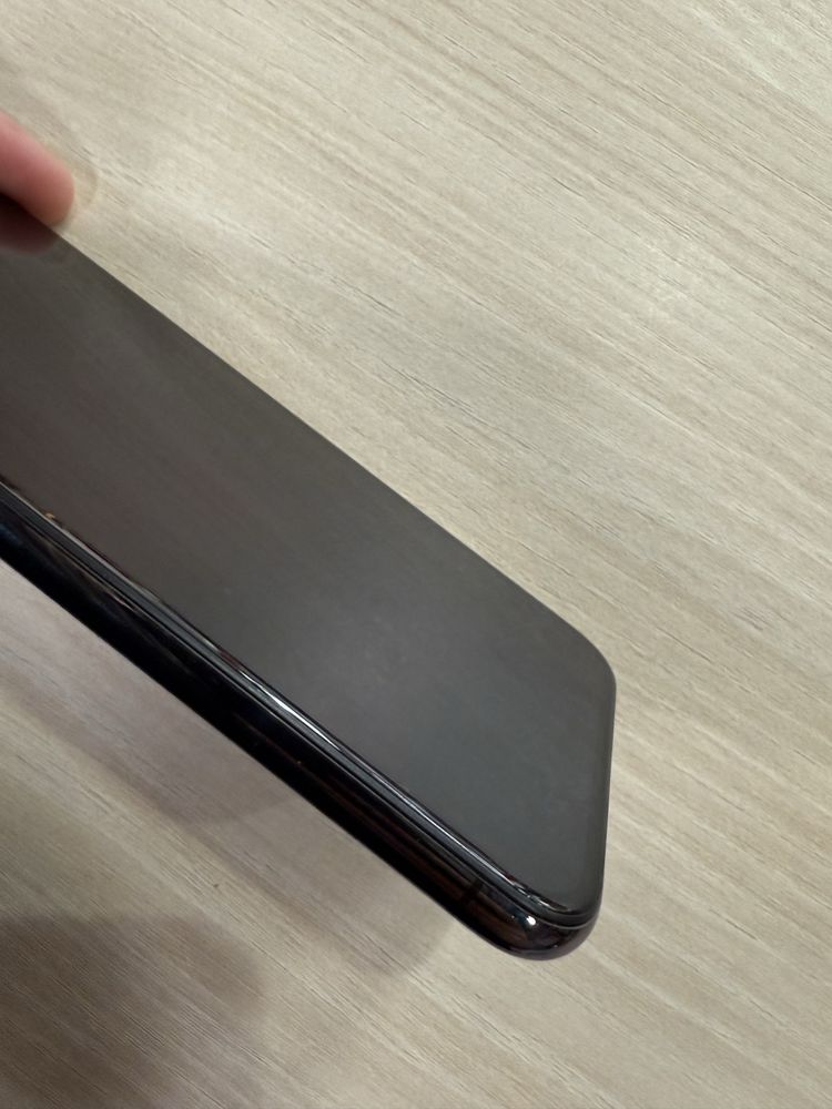 Vand iPhone XS, Neverlocked, 64Gb, baterie 92%, factura si garantie