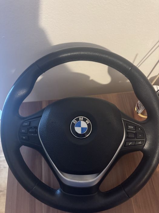 Volan BMW original, provine de pe bmw f22 2014