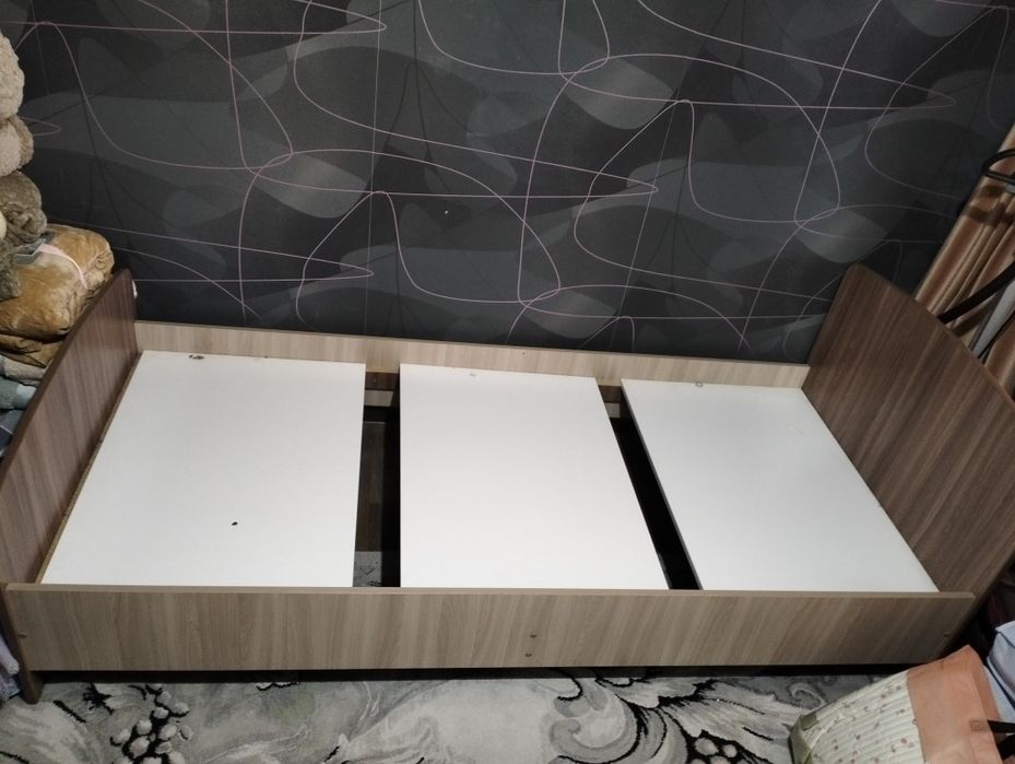 Продам кровать односпалка