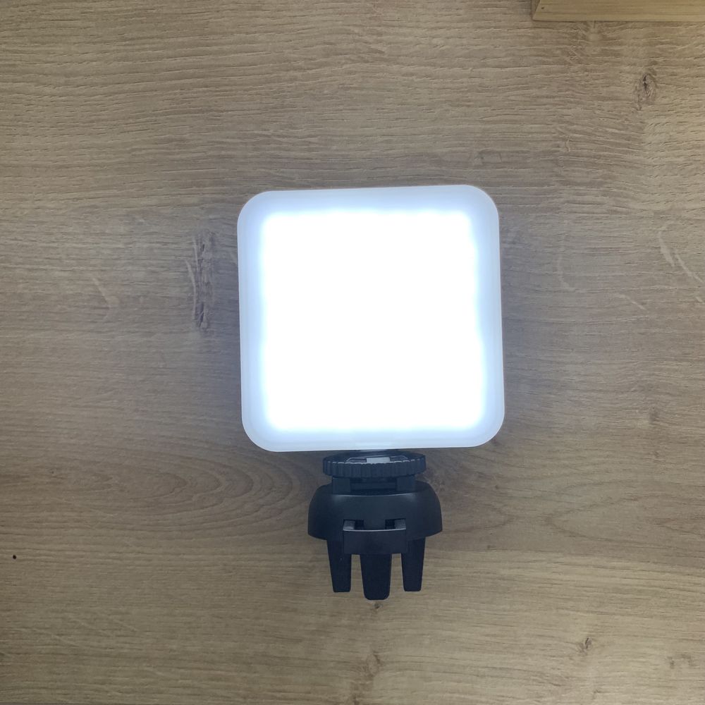 Lumina led pentru telefon / laptop