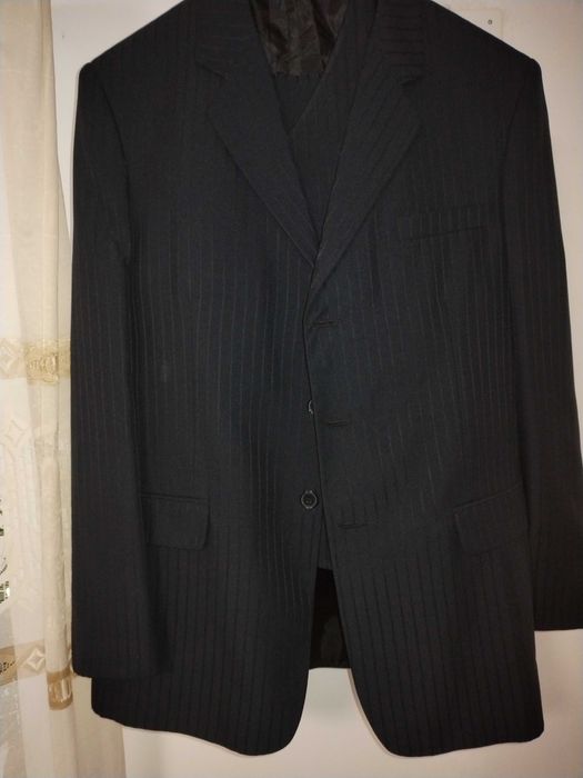 Costume barbati stare bună nr 52,58,48