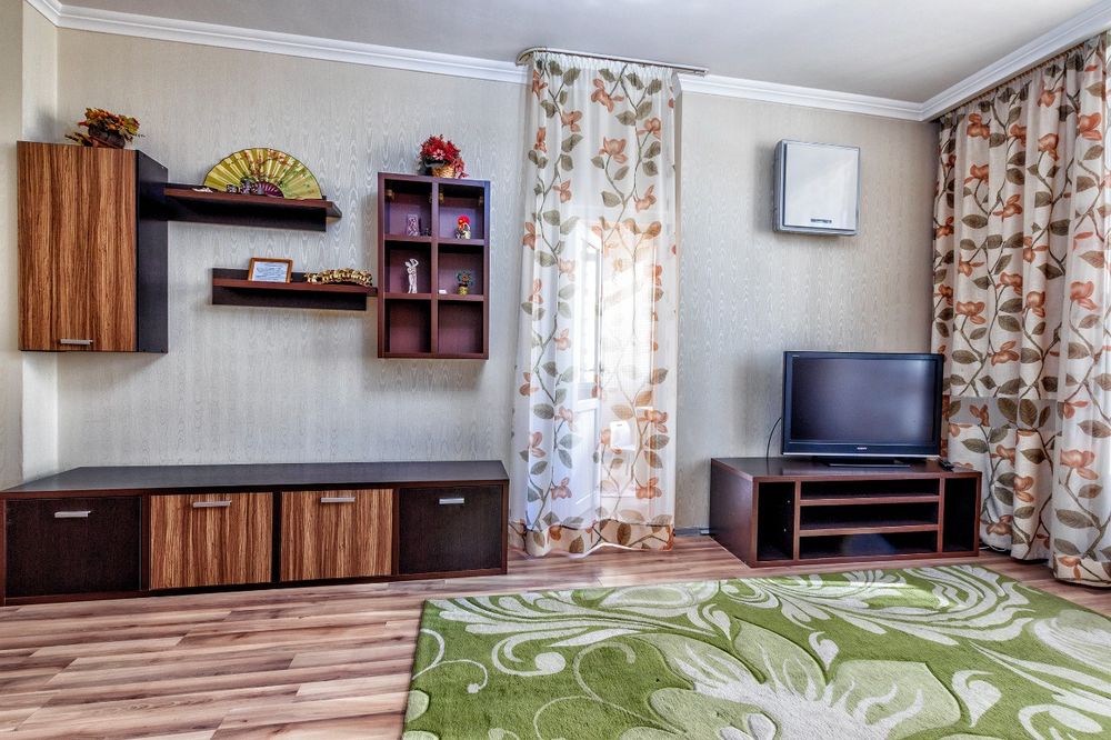 1-2кв .Ж.К 7 Контенент, пр.Республики- Иманова-Иманбаева.