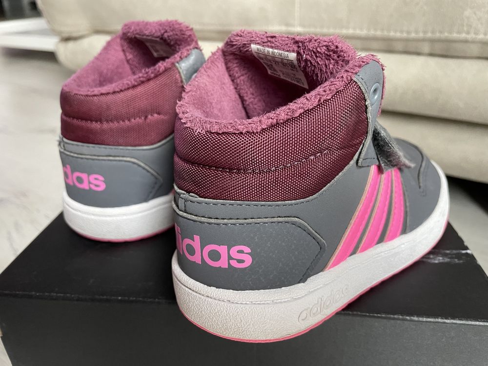 Оригинални Adidas боти