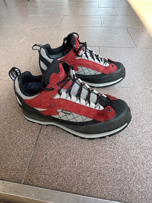 Hanwag trekking shoes marimea 38