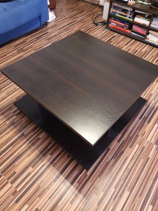 Masuta de cafea cu roti neagra
