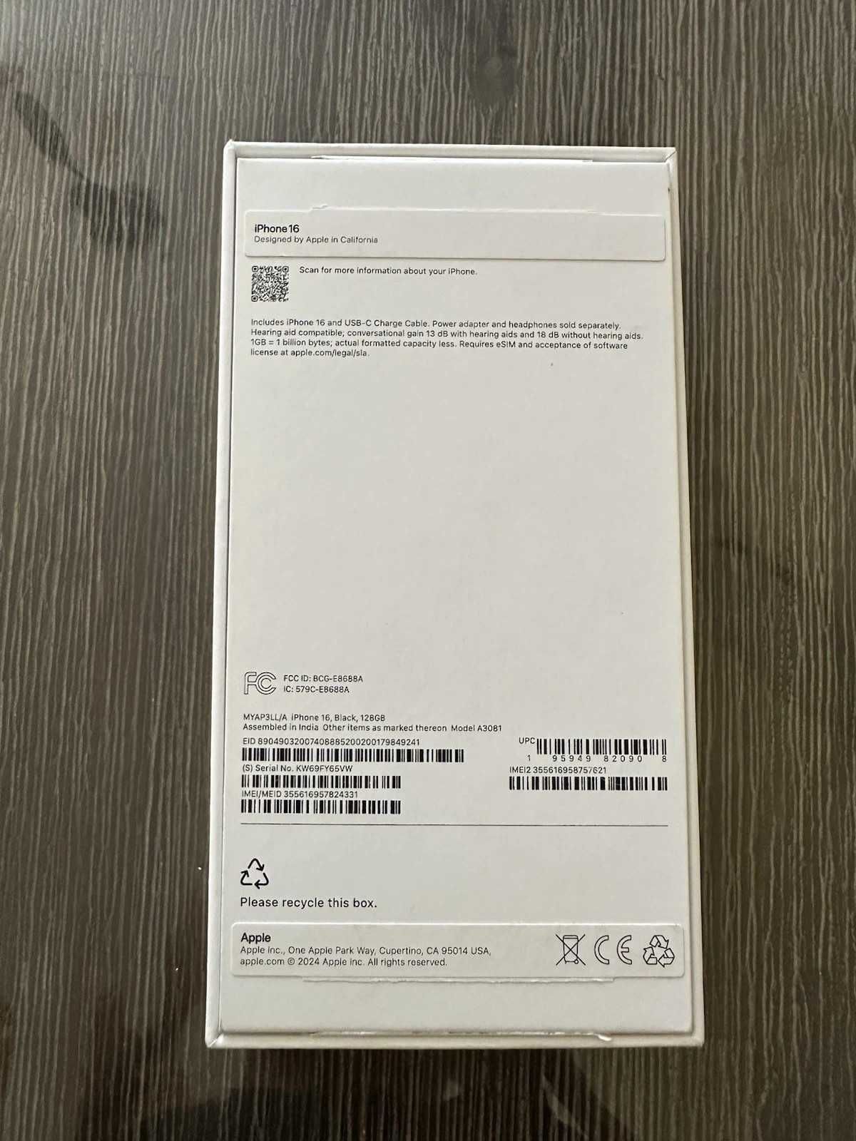 iPhone 16, 8/128 ГБ — как новый