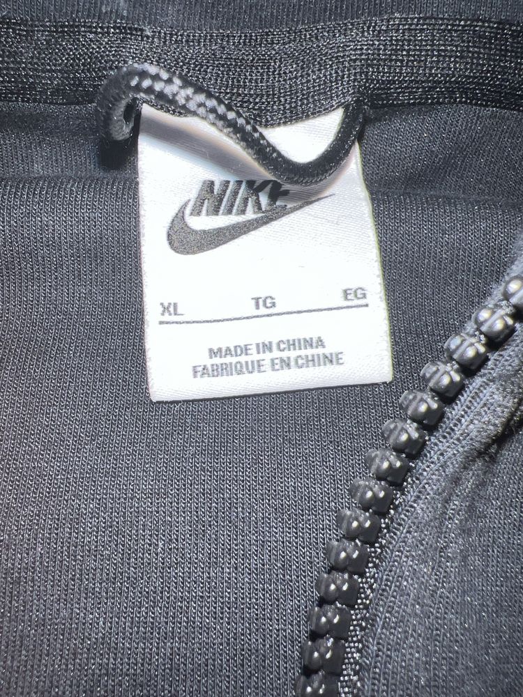 nike tech fleece original 100%