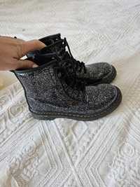 Ghete Dr martens marimea 34