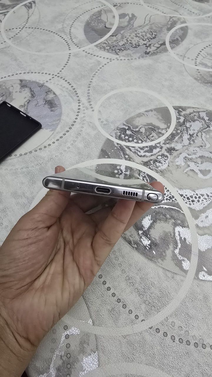 Samsung note 10+