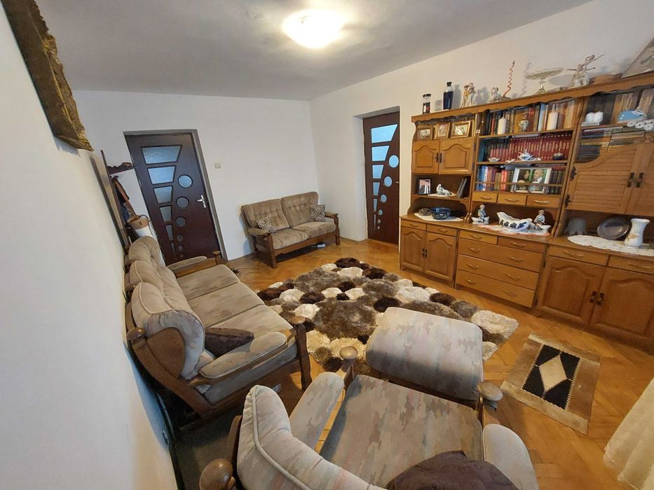 Apartament 3 camere, zona 9 Mai - Direct proprietar