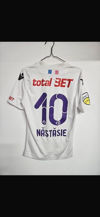 6tricouri de colecție sportive