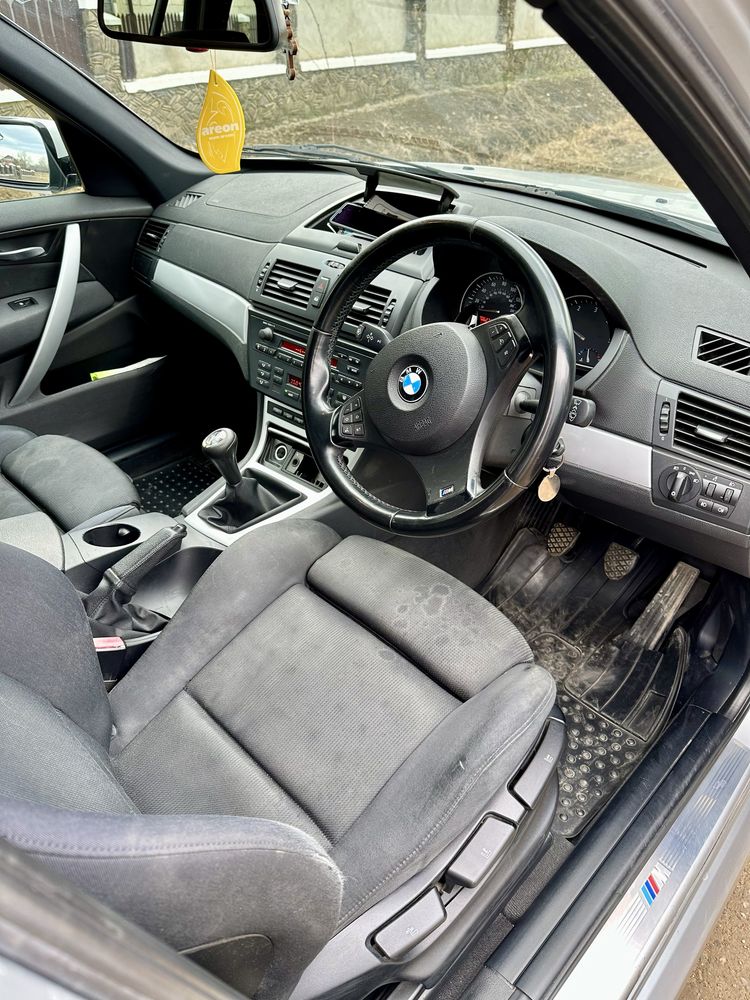 Dezmembrez bmw x3 e 83 M pachet