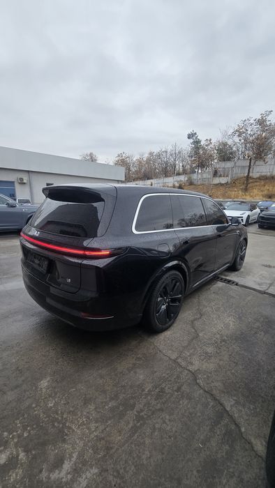 Li 9 Ultra. 2025. Tez sotiladi. Trade-in bor.