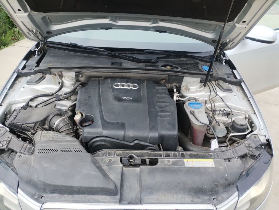 Audi A4 b8  2.0 TDI 2012