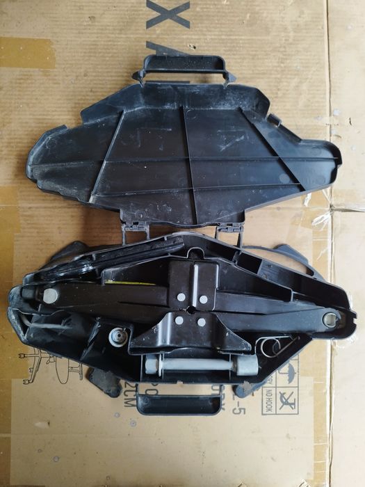 Cric Renault Trafic/ Opel Vivaro