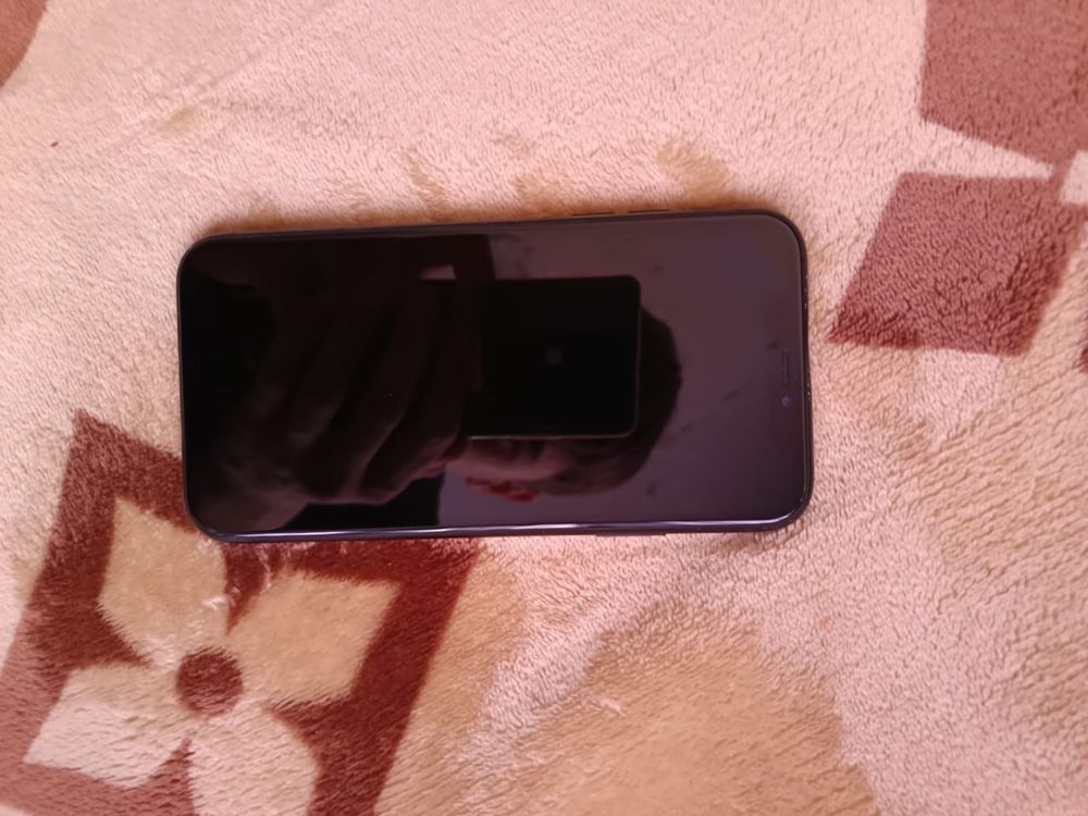 Iphone Xr, В отличном состояние