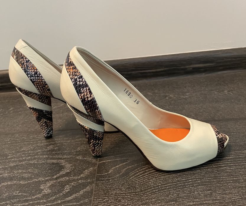 Елегантни обувки естествена кожа