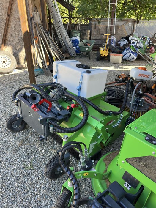 Perie colectoare Avant