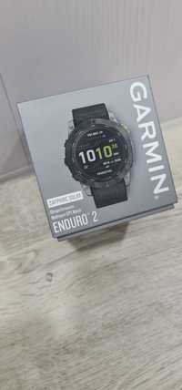 Мультиспортивные часы Garmin Enduro 2
