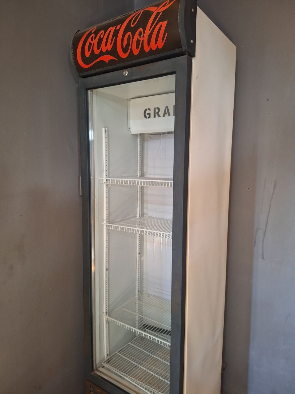 Tayyor biznes sotiladi srochna