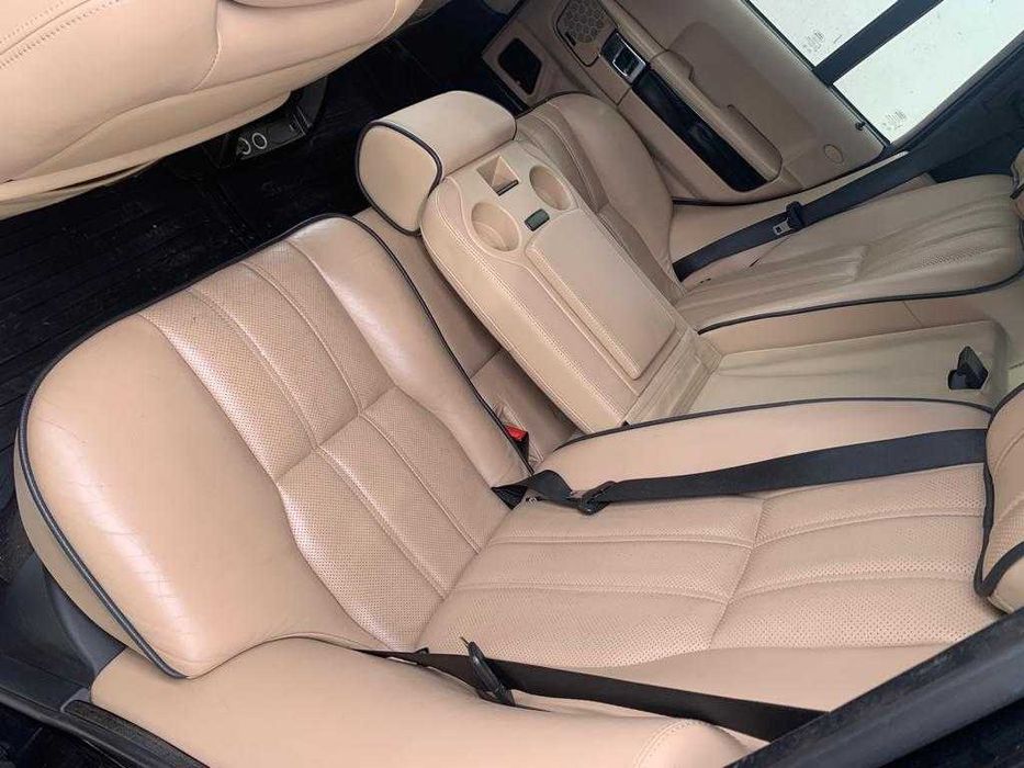 Dezmembrez range rover VOGUE L322 FACELIFT 4.4 D/land ROVER/