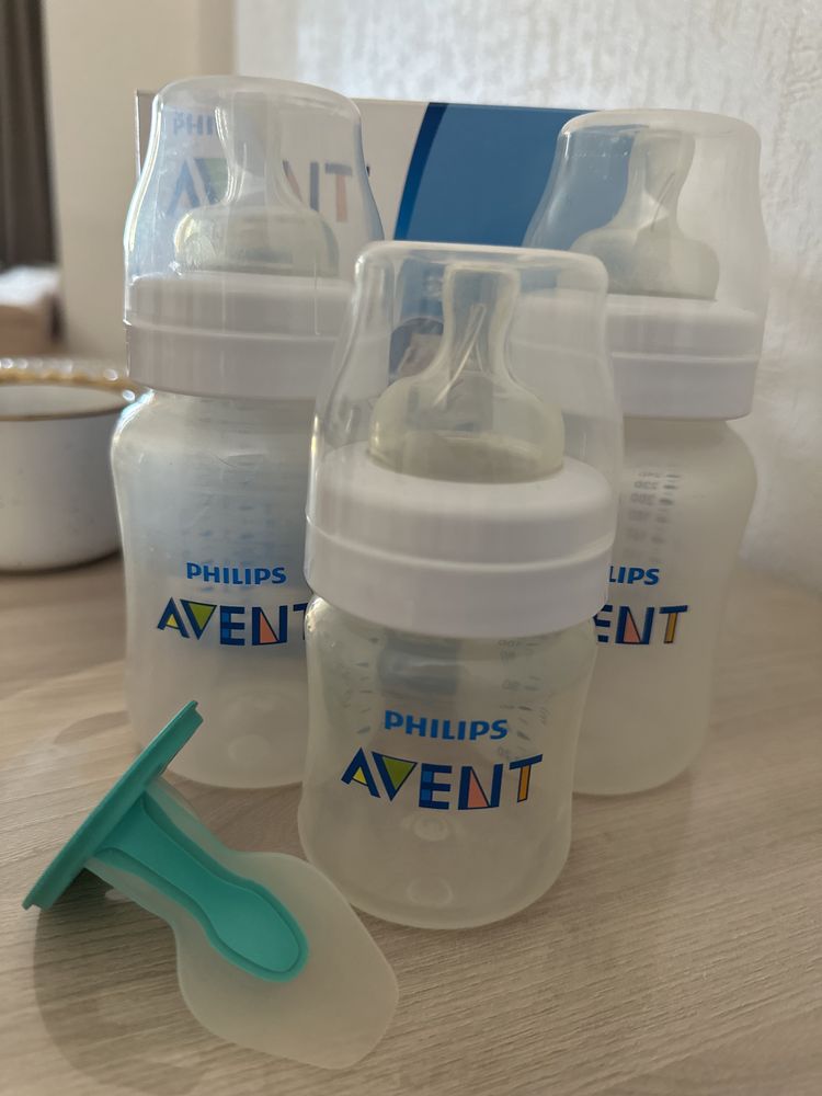 Продам бутылочки avent