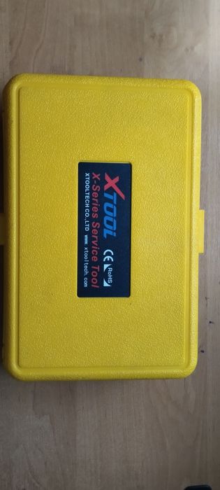 Прибор для привязки ключей и корректировки пробега XTOOL X100 Pro 2
