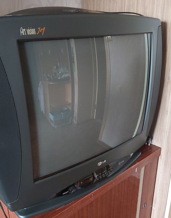 Продам телевизор