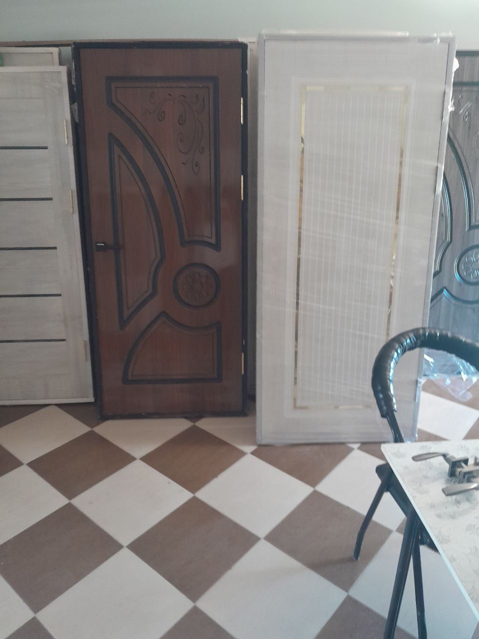 Arzon eshiklar mdf