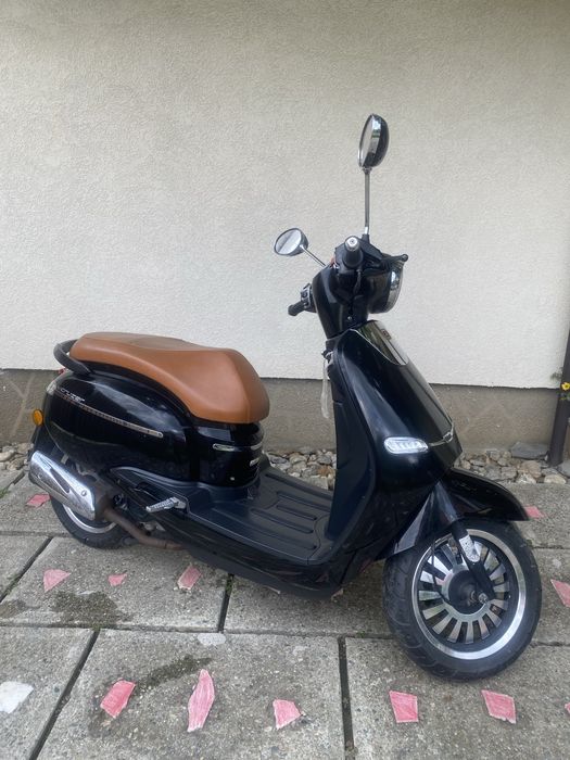 Vând scuter KSR Explorer Cruzer 50cm
