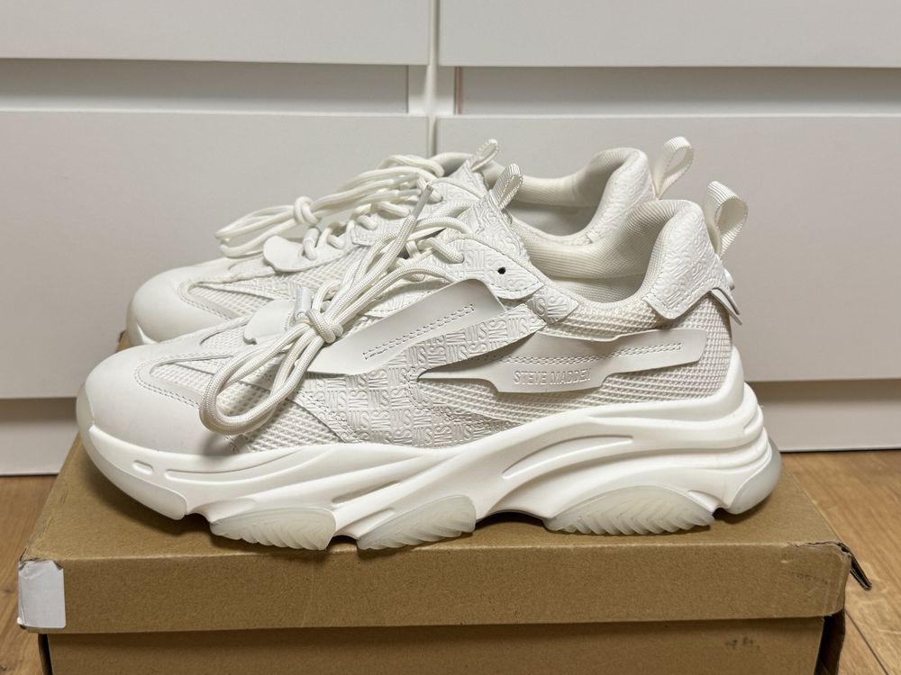 Steve Madden Steve Madden