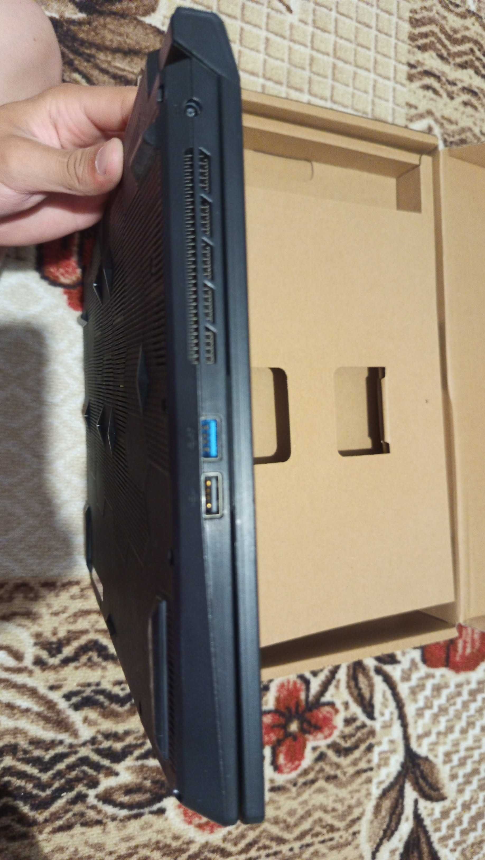 Гейминг Лаптоп MSI BRAVO C7U