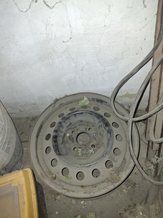 Диск 15 от короллы 120 кузов