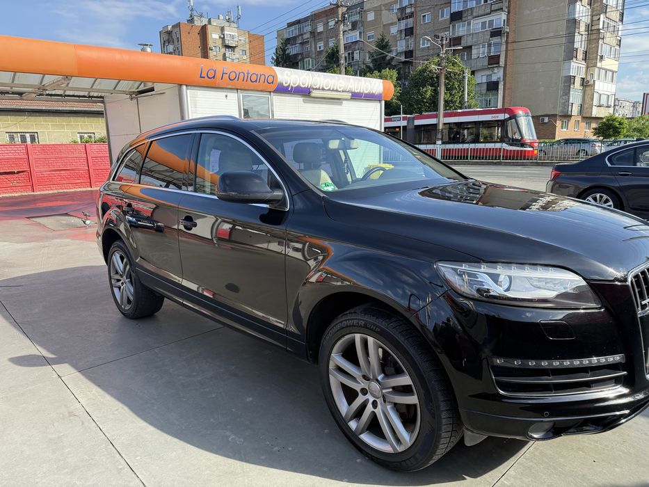 Audi Q7 / An 2010 /  Faceleeft /  Raport CarVertical