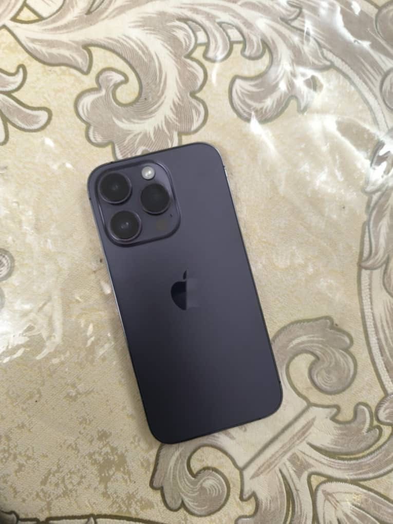iPhone 14 Pro с Гарантии