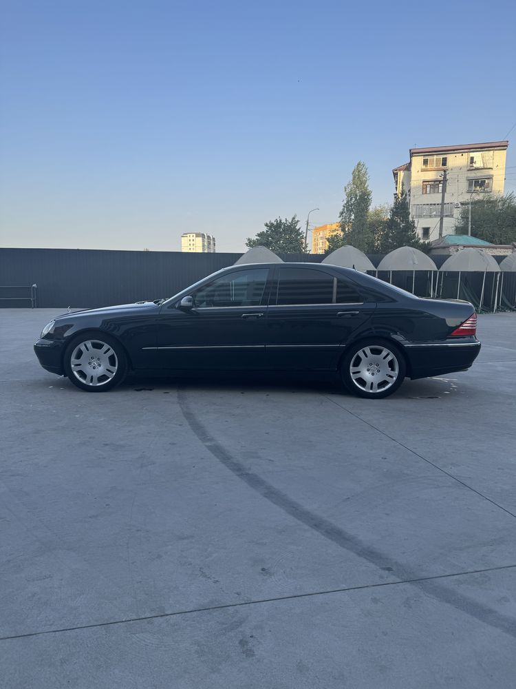 Mersedec benz 220
