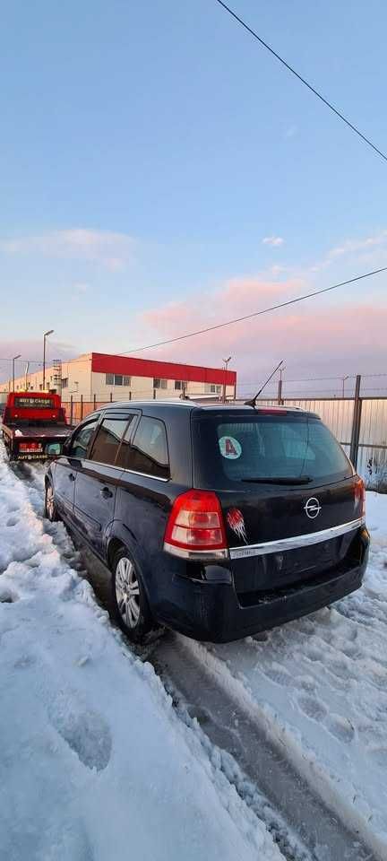 Dezmembram Opel Zafira an 2010 motor 1.7 CDTI euro 5 cutie in 6 viteze