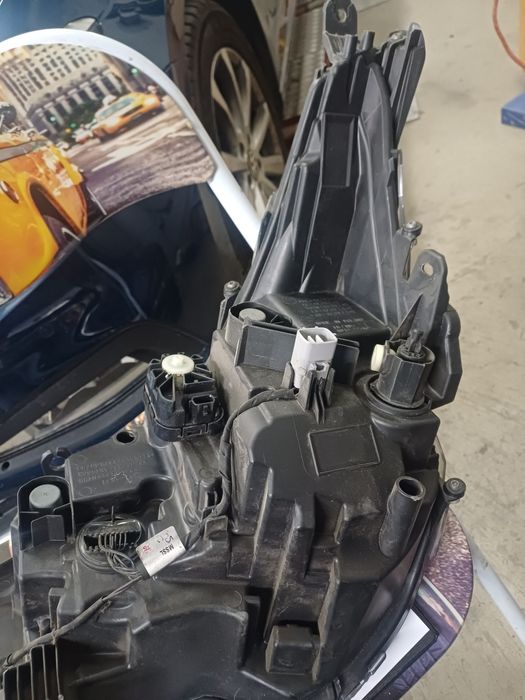 Far dreapta Toyota Corolla original cod 90119224,81110-02s60