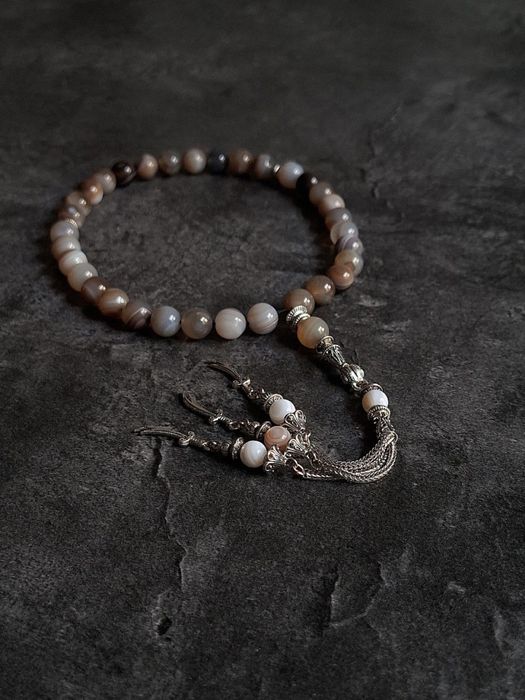 Премиальные чётки(тасбих) ручной работы из белого агата — 33 бусины