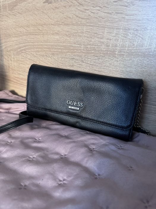 Дамски чанти и портмонета