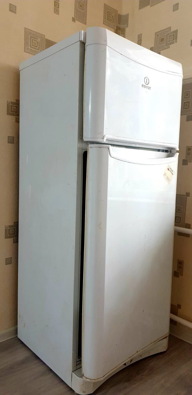 Продам Холодильник не дорого