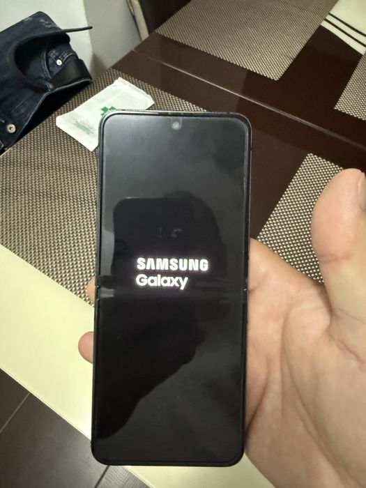 Samsung Z flip 5