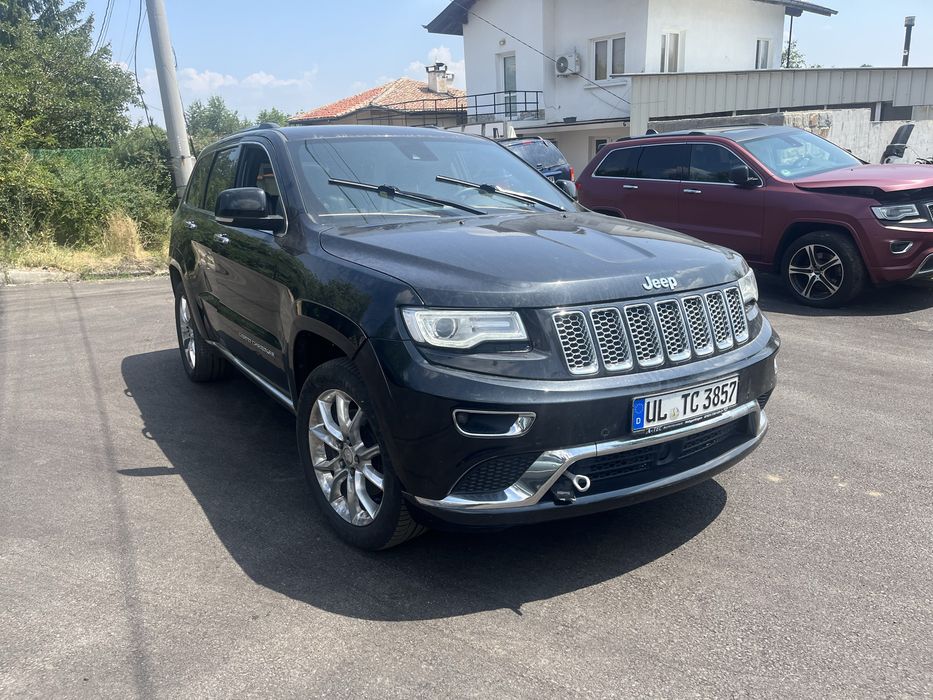 Продавам Jeep Grand Cherokee WK2 на части