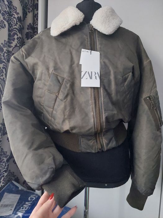 Geaca zara noua cu eticheta marimea  S