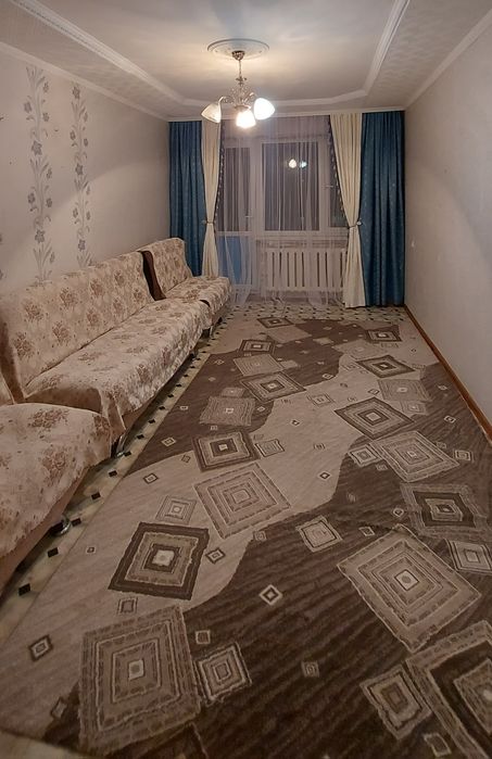 2  комнатная квартира на деева 13