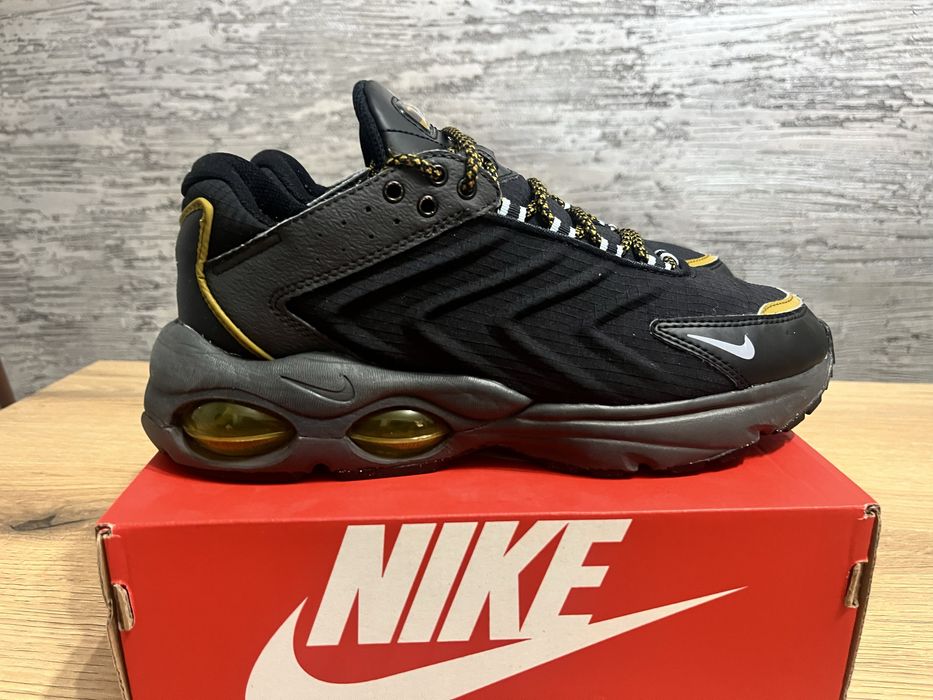Nike Air Max TW-42